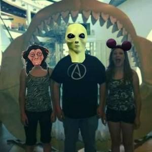 Meet your Posher, Jamie